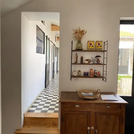 Charming Vintage House *
